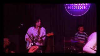 Sentimental- IV Of Spades Live @ Social House Circuit Makati