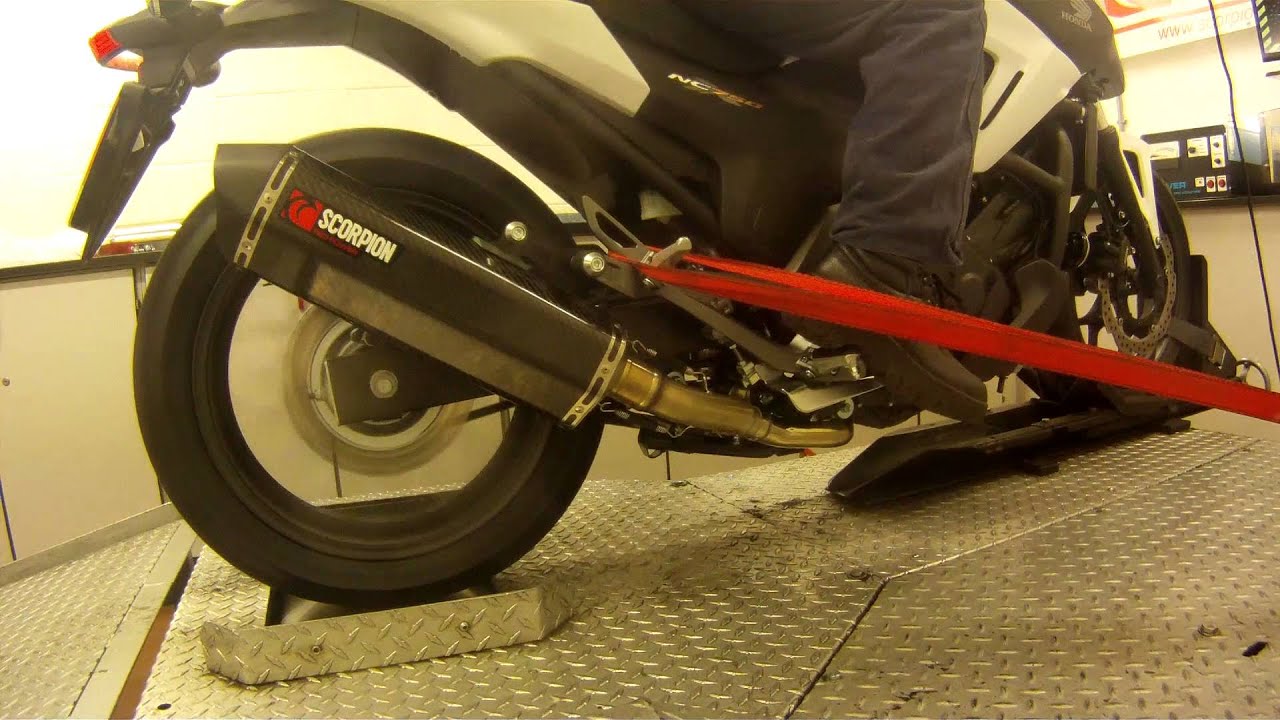 Scorpion Serket Exhaust - Honda NC750 / NC700 X/S (14-18) Video