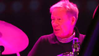 Edwyn Collins - A Girl Like You [with Paul Cook &amp; Vic Goddard] - Royal Festival Hall London, 4/10/25