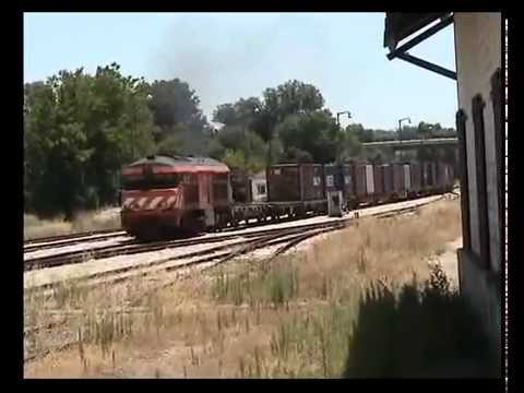 CP 1943 na Linha do Leste + Comboio nº 57734 de passagem por Portalegre - 23 Jun 2012