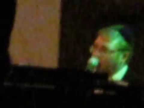 Shloime Daskal and Baruch Levine singing Birshus and Chosson Hatorah at a Kumzitz