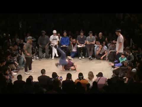 1/2 finale 1vs1 Bboy : VICTOR (USA) vs KAREEM (USA)
