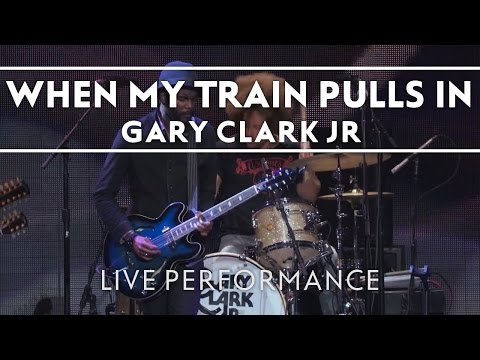 Gary Clark Jr. - When My Train Pulls In [LIVE PERFORMANCE AT 2013 CROSSROADS FESTIVAL)
