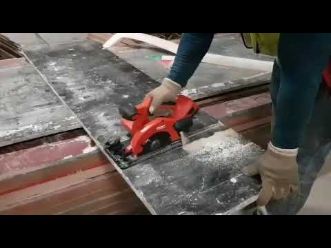 Hilti SCW - Cordless Wood Saw