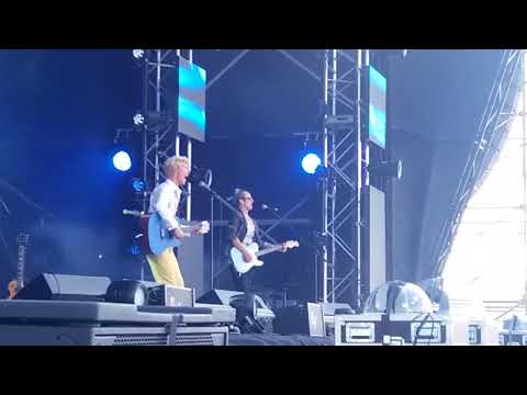 Absolute Bowie..Heroes.