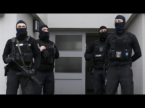Germania: mega-operazione antijihadisti a Berlino
