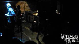 Destroying Everything by Motionless In White Live [HD]