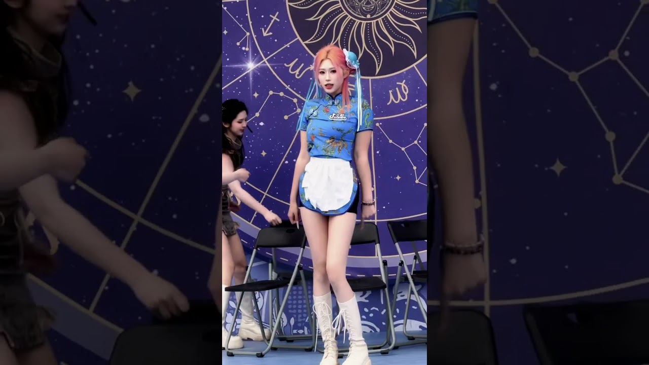 好想关心你 可你总不生病#北京欢乐谷 #美女