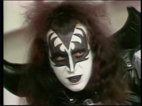 gene simmons on michael douglas show 1974