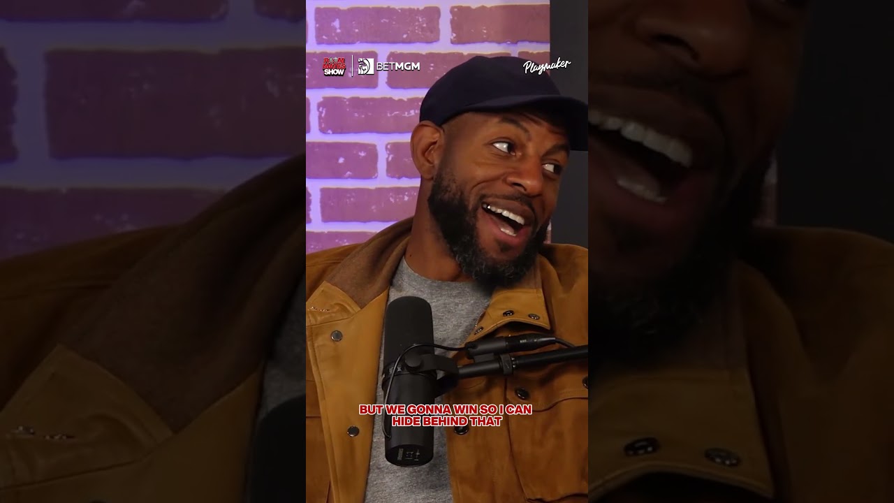 Jalen Brunson was cooking Iggy in their first matchup 😂