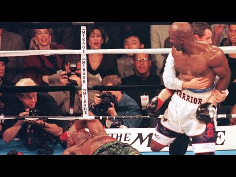 Evander Holyfield vs Michael Moorer II - Holyfield Battles Back!