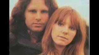 Kadr z teledysku Love Street tekst piosenki The Doors