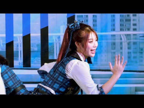 [4K] Chaing Mai 106 - Nenie CGM48 @ 4th Single Roadshow Fasion Island 220605 [Fancam]