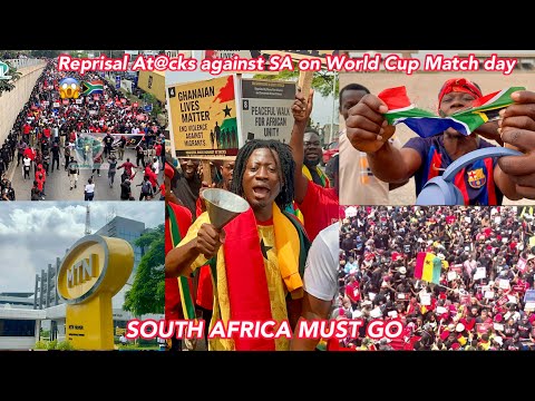 Ghana youth launch massive reprisal att@cks & protest on South Africans in Ghana & their businesses 