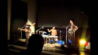 12-11-2011 Zen Circus e i milanesi...  @Ex convento dell'annunziata -  Sestri Levante