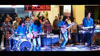 Download lagu Panah Asmara (Koes Plus) ★ Goyang Asyik Bareng T-Koes Band mp3 Download lagu Panah Asmara (Koes Plus) ★ Goyang Asyik Bareng T-Koes Band mp3