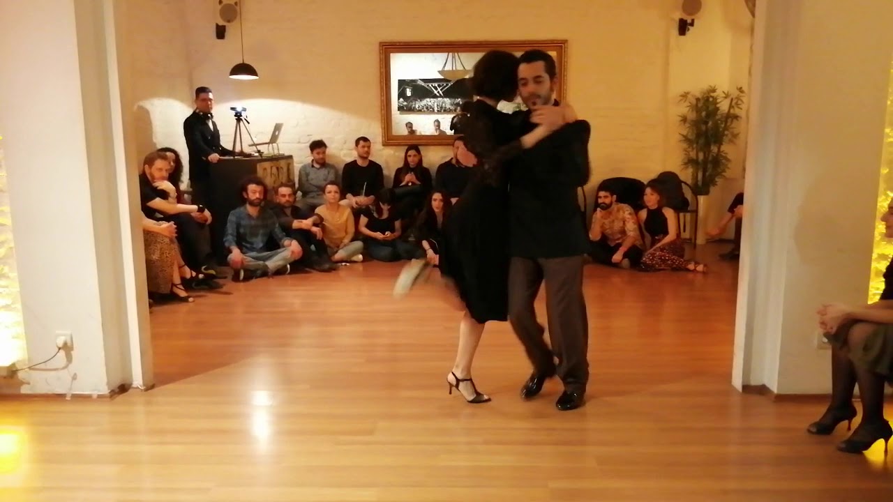 Video thumbnail for Selahattin Temurçin & Öykü Araslı at 333 (2/3)