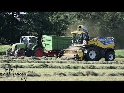 New Holland Feldhäcksler FR 450 & John Deere 6155r Grasernte 2021 häckseln & silieren - Grassilage