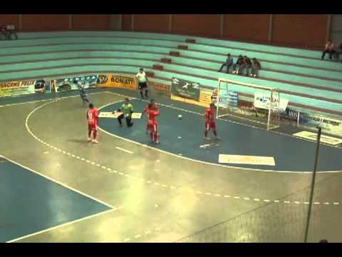 Em jogo de 13 gols, Pato vence o Corbélia e ultrapassa o Guarapuava