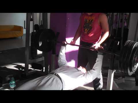 Psycho impinge 160kg la piept / 352.7 pounds bench press