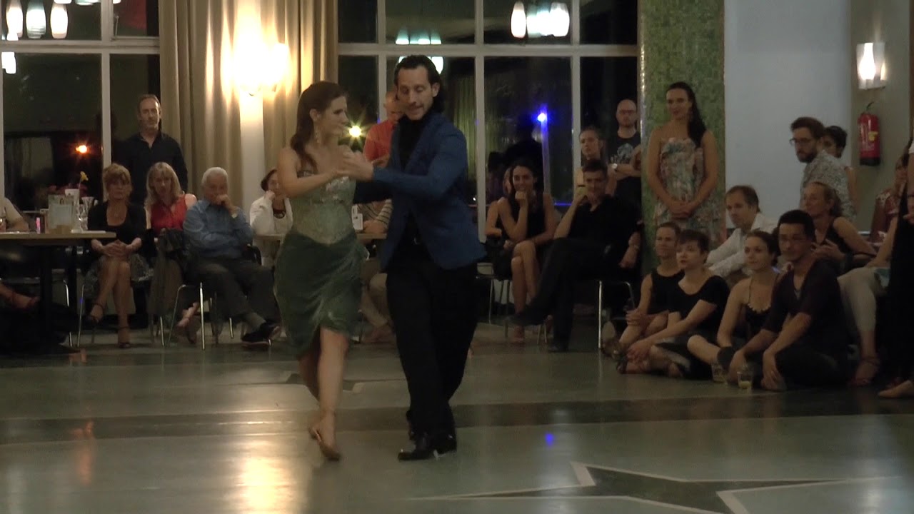 Vanessa Fatauros & Damian Rosenthal in Tango 11 (2) "Con Los Amigos" R.Tanturi con A.Castillo