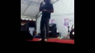 Download lagu Mahound Dunia - Isa Rahman HandyBlack (Live at Jengka 20 Mei 2017) mp3