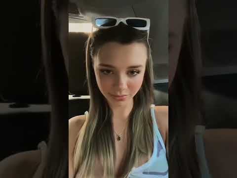 Angel Polikarpova - Deleted TikTok *nipslip *nip *angelpolikarpova ▶0:22