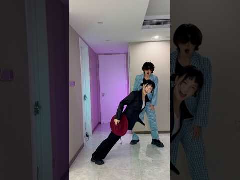 How did TripleY do that?#michaeljackson #dance #funny #couple #challenge