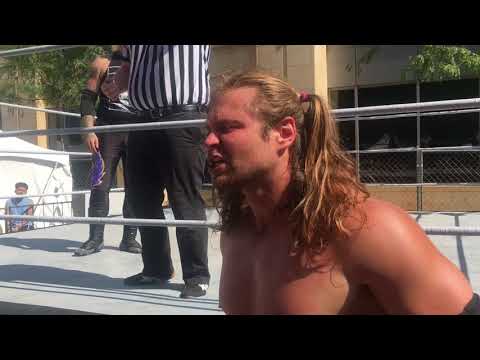 Johnny Ruckus vs Jaden Roller