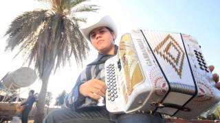 El Remmy Valenzuela.  Media Naranja