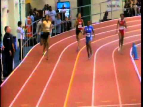 Girls 200m EE Prelim Heat 2 - New Balance Indoor Nationals 2011