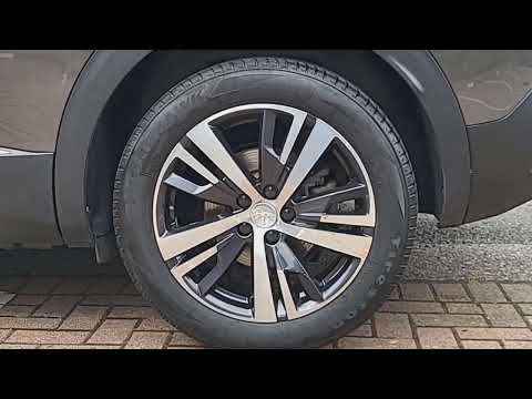 Peugeot 3008 1.5 GT LINE HDi 130bhp**PAN ROOF** - Image 2