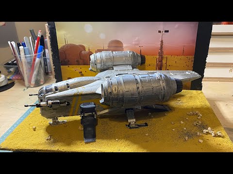 The Mandalorian 1/72 Razor Crest model kit