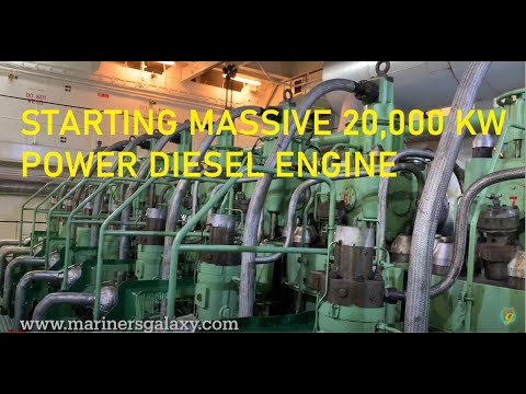 Starting 25000KW Power 7 Cylinder Marine Diesel Engine 2 Stroke (HEADPHONES)