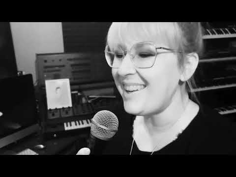 Dokončíte se mnou mojí třetí sólovou desku?