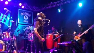 Daniele Silvestri feat Boosta in Triangolo live Circolo Artisti