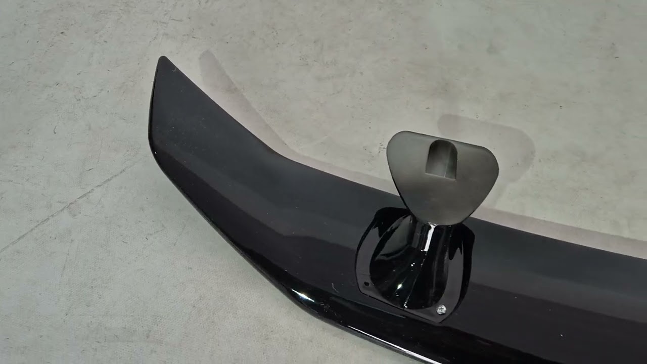 Универсальный спойлер Тип-B (черный глянец, ABS-пластик) Video 1