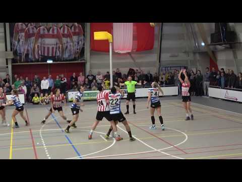 Fortuna/Delta Logistiek tegen AKC Blauw-Wit op 10-2-2019