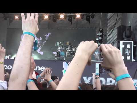 30 SECONDS TO MARS 12/06/2013 Moscow Birth