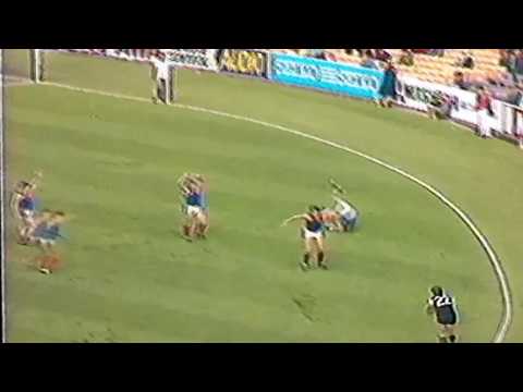 Funny behaviour on the mark 1984 reserves grand final VFL