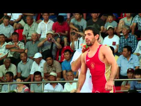 ЧР по вольной борьбе-2014. 57 кг. Нариман Исрапилов - Артем Гебеков. 1/16 финала