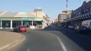 preview picture of video 'Springs - History of a Gold town - (2) Drive down First Ave'