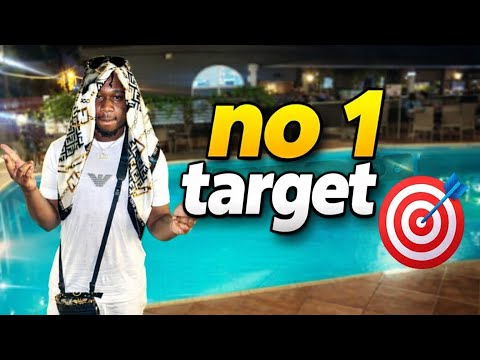 TAXMAN TEMPZ GETS SHOTS THROWN BY CHEV, MONSTER MARV, CHRONIK, FAT MACK AND SHENFACE OUT OF NOWHERE 