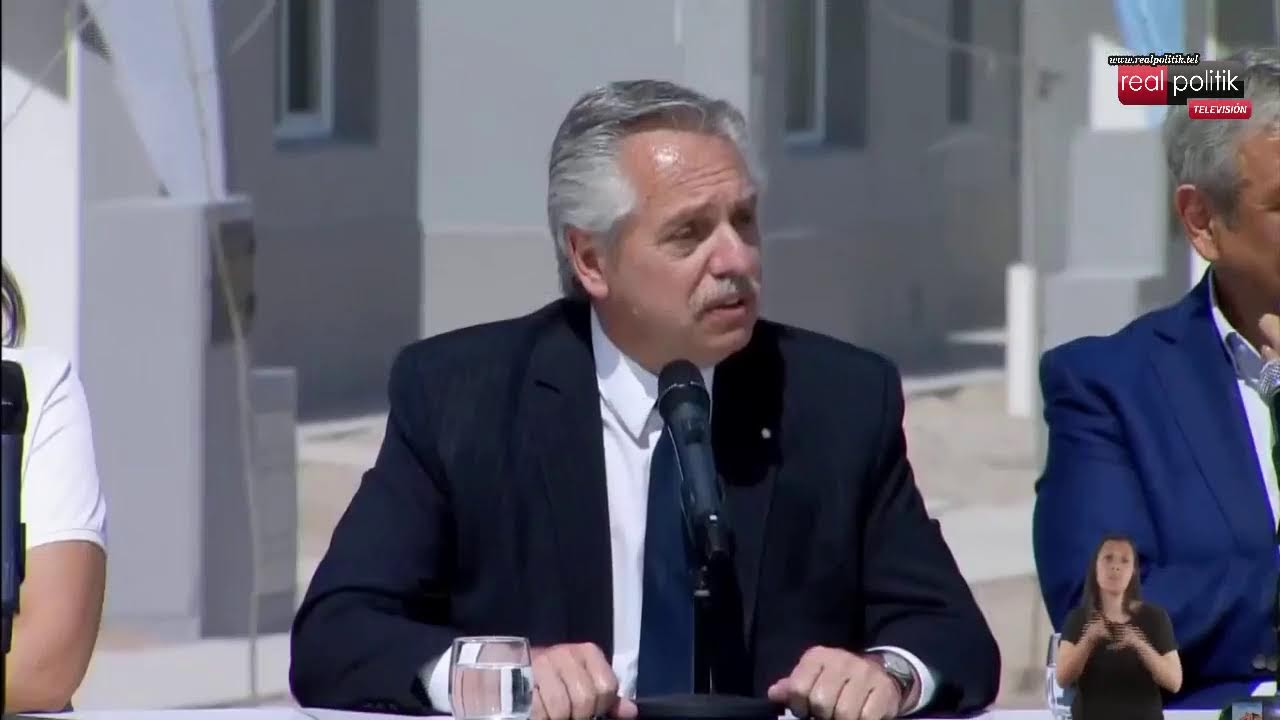 Alberto Fernández entrega viviendas en Río Negro en medio del conflicto mapuche