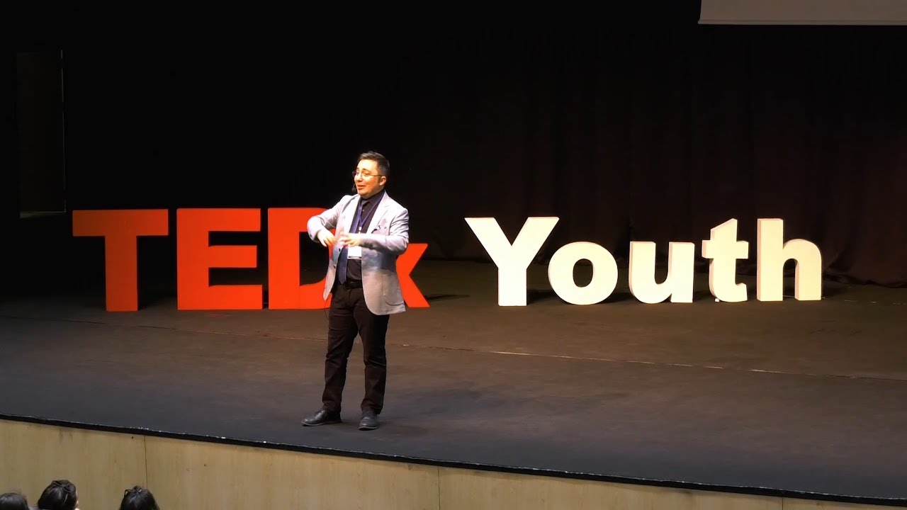 Aristoteleçi Dünyada Nefes Almak | Barış Şentuna | TEDxFatma Emin Kutvar Lisesi