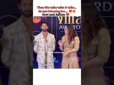 Time when Kareena became nervous 😍🤭❤#kareenakapoorkhan#shahidkapoor#geet#jabwemet#shorts