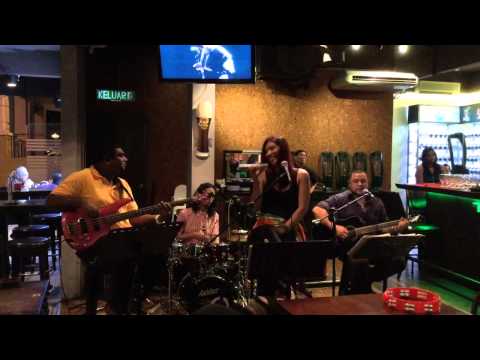 Project N9 Acoustica's version of Love Will Keep Us Alive