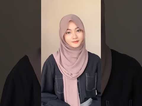 Siap tampil cantik dengan hijab pashmina yang pas untuk pipi chubby! ❤️ Yuk, coba tutorialnya!