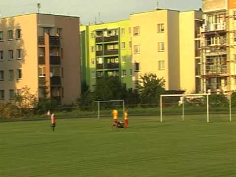 AON Rembertów - Wisła Maciejowice (3-0) Grzegorz Dybcio.mpg
