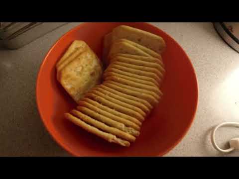 MongoTV_10176 - SPISER SKÅL GODE BILIG TUC OSTE KIKS FRA NETTO FØR MANDAG MIDNAT